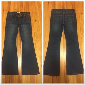 Refuge Size 10 jeans